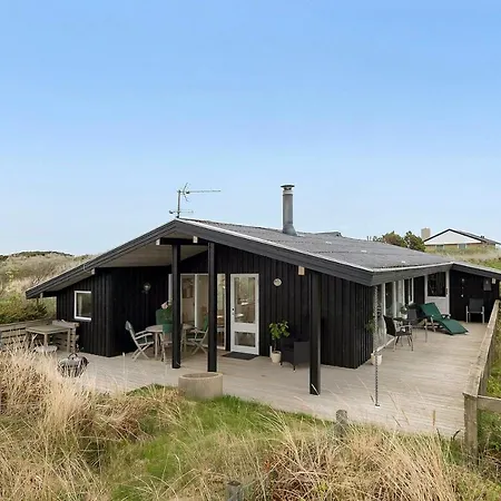 Hébergement de vacances Stunning In W/ 2 Bedrooms *