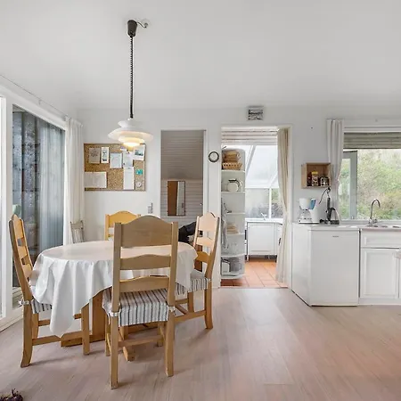 Hébergement de vacances Stunning In W/ 2 Bedrooms